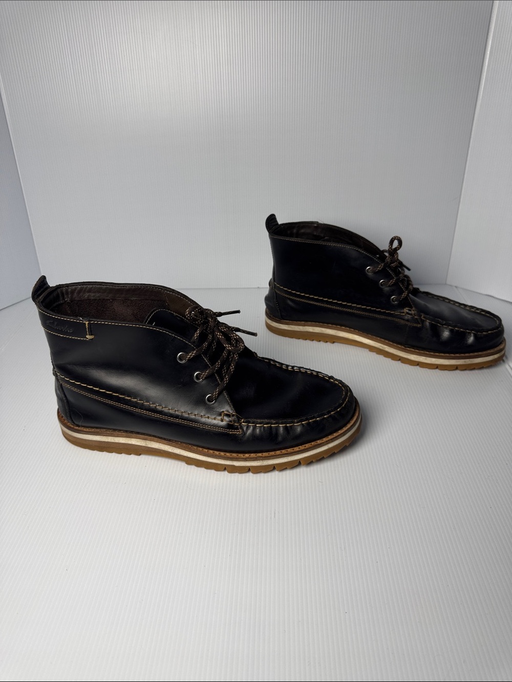 CLARKS Men's Durston Mid Dark Brown Leather Chukka Boots Stitch Toe Detail 9